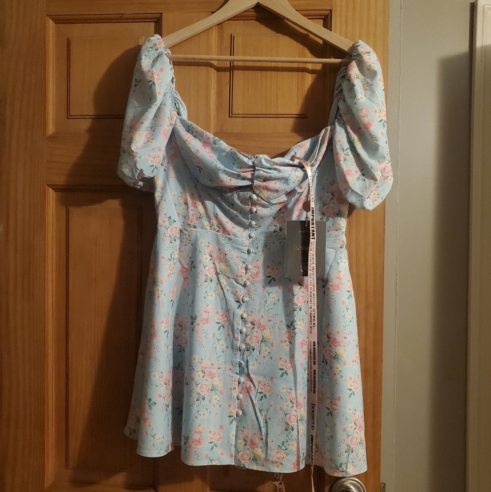 House of CB light blue floral puff sleeve dress, large